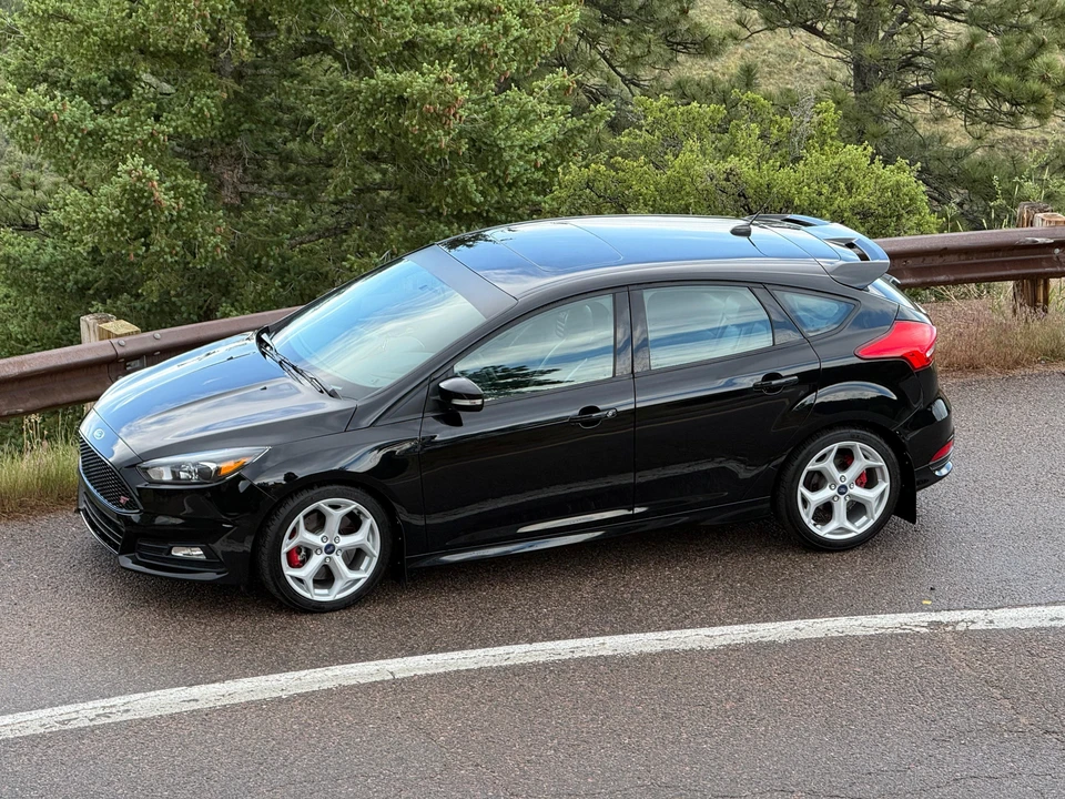 2017 Ford Focus ST 3rd Gen - Image 10 of 31