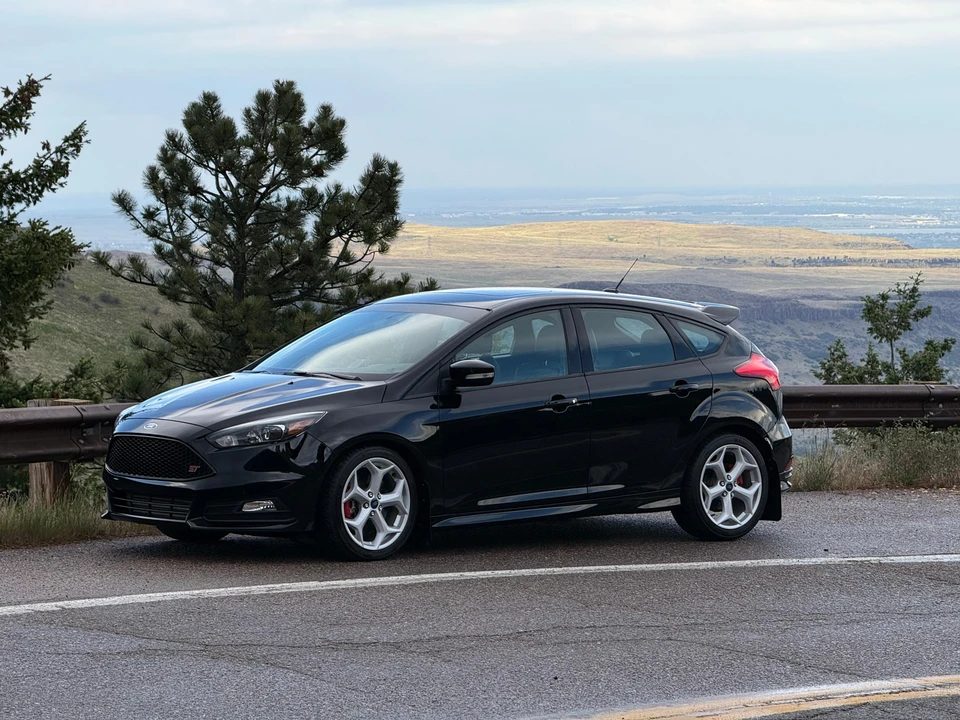 2017 Ford Focus ST 3rd Gen - Image 8 of 31