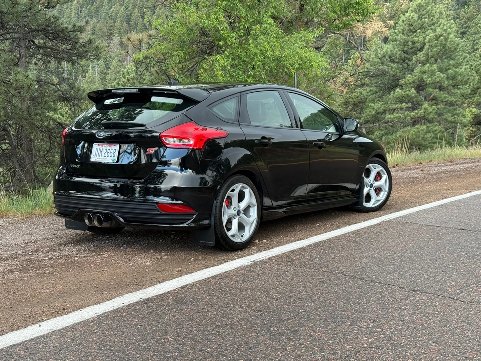 2017 Ford Focus ST 3rd Gen - Image 14 of 31