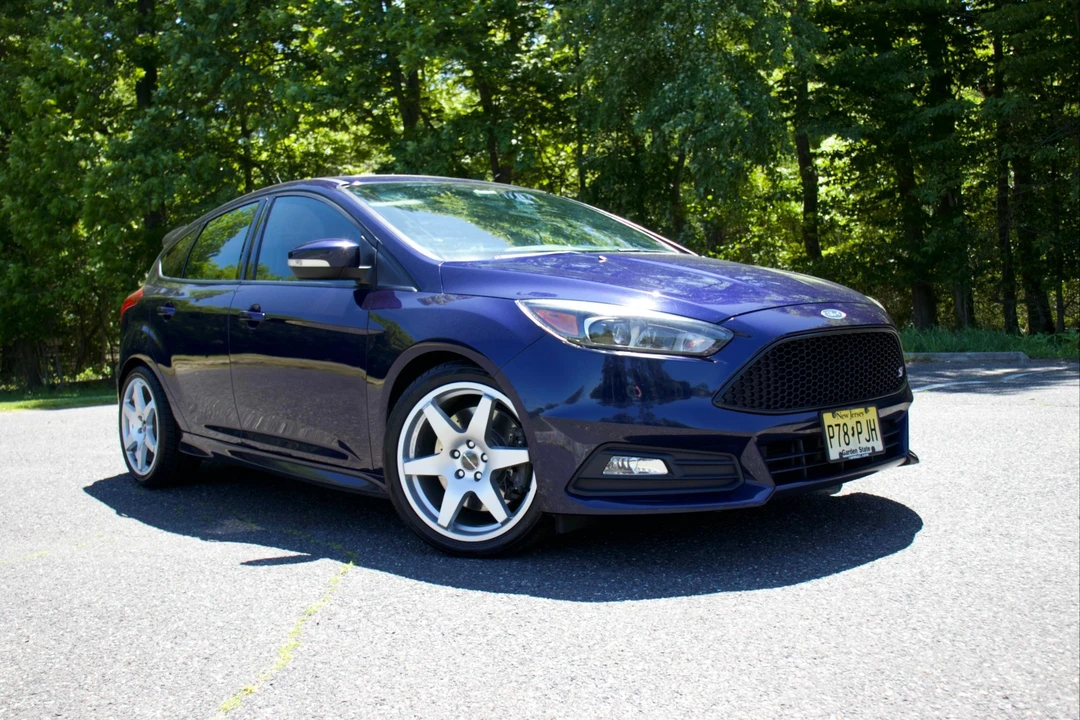2017 Ford Focus ST 3rd Gen - Image 15 of 31