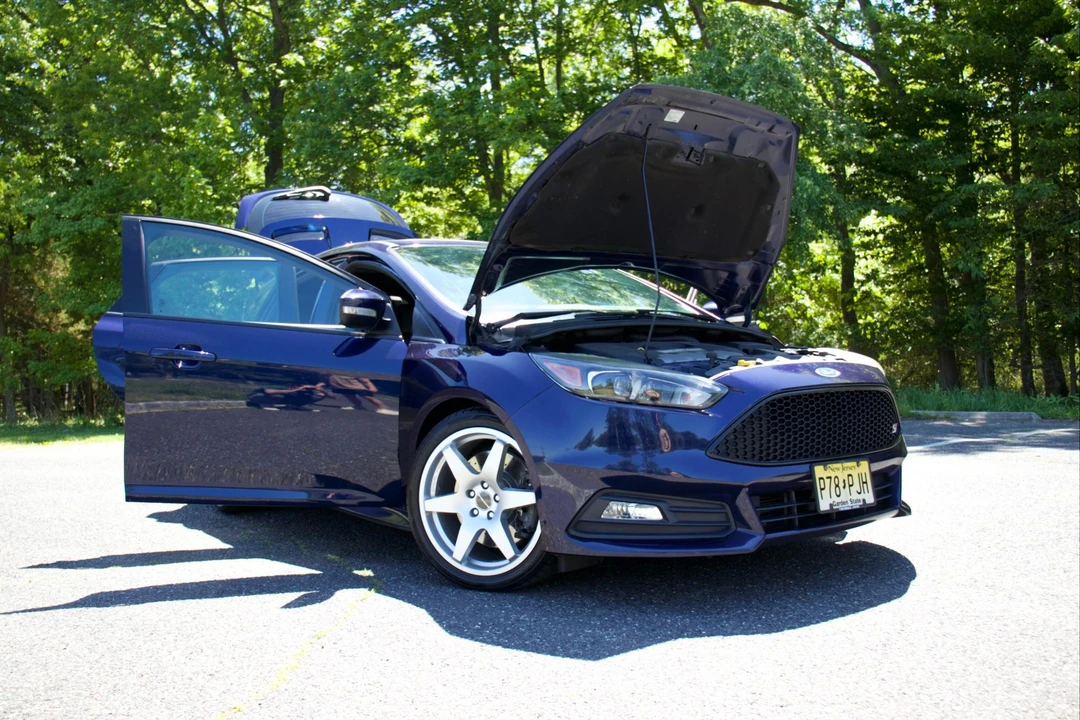 2017 Ford Focus ST 3rd Gen - Image 19 of 31