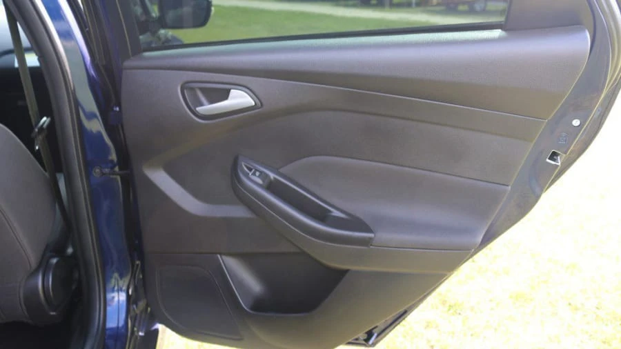 2017 Ford Focus ST 3rd Gen - Image 16 of 31