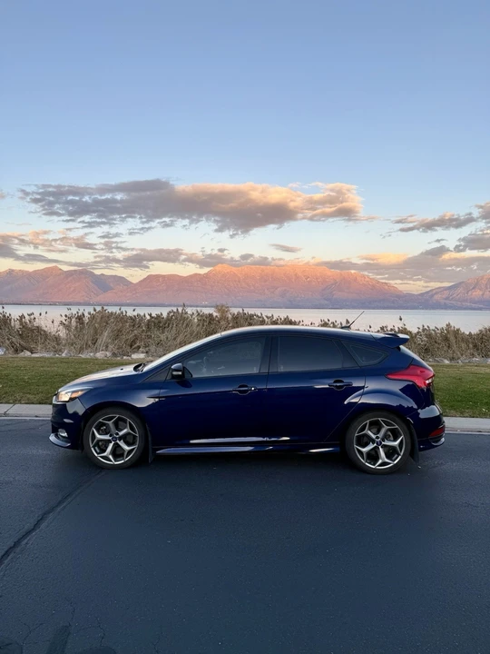 2017 Ford Focus 3rd Gen - Image 2 of 16