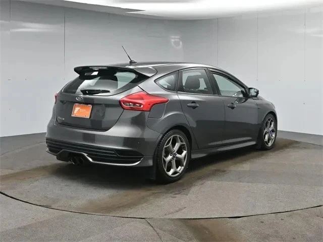 2017 Ford Focus 3rd Gen - Image 4 of 20