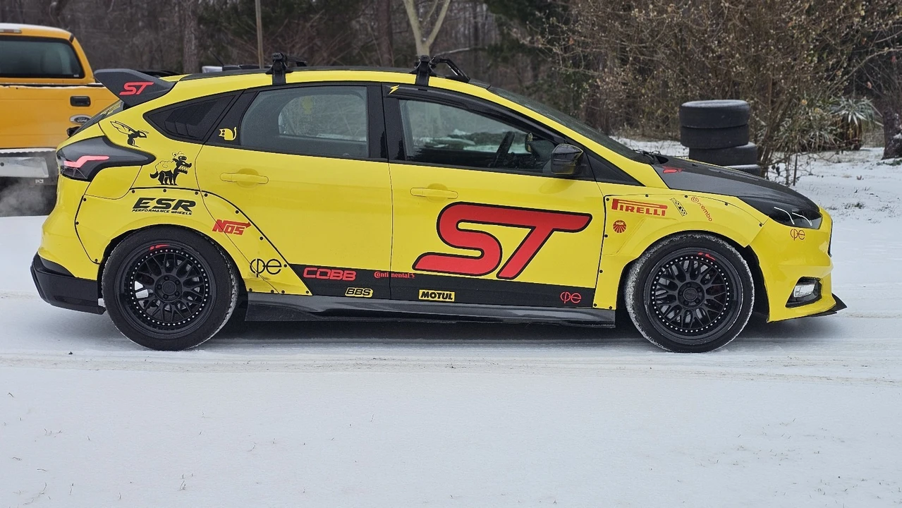 2017 Ford Focus 3rd Gen - Image 3 of 20