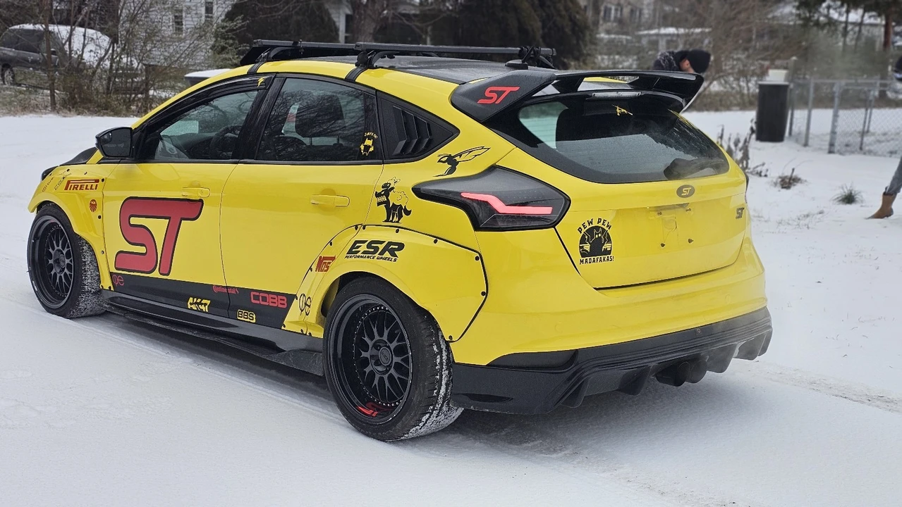 2017 Ford Focus 3rd Gen - Image 5 of 20