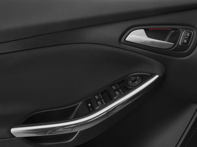 2017 Ford Focus ST 3rd Gen - Image 15 of 16