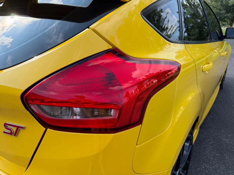 2017 Ford Focus ST 3rd Gen - Image 15 of 31