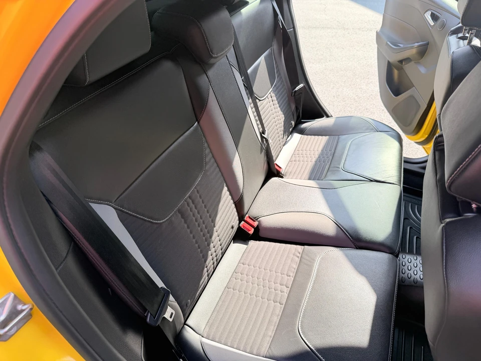 2017 Ford Focus ST 3rd Gen - Image 29 of 31