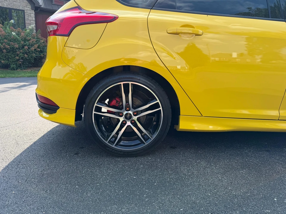 2017 Ford Focus ST 3rd Gen - Image 21 of 31