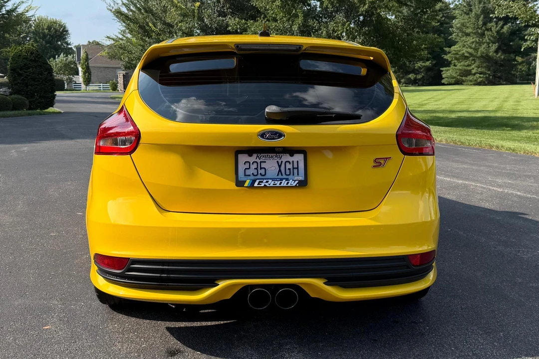 2017 Ford Focus ST 3rd Gen - Image 5 of 31