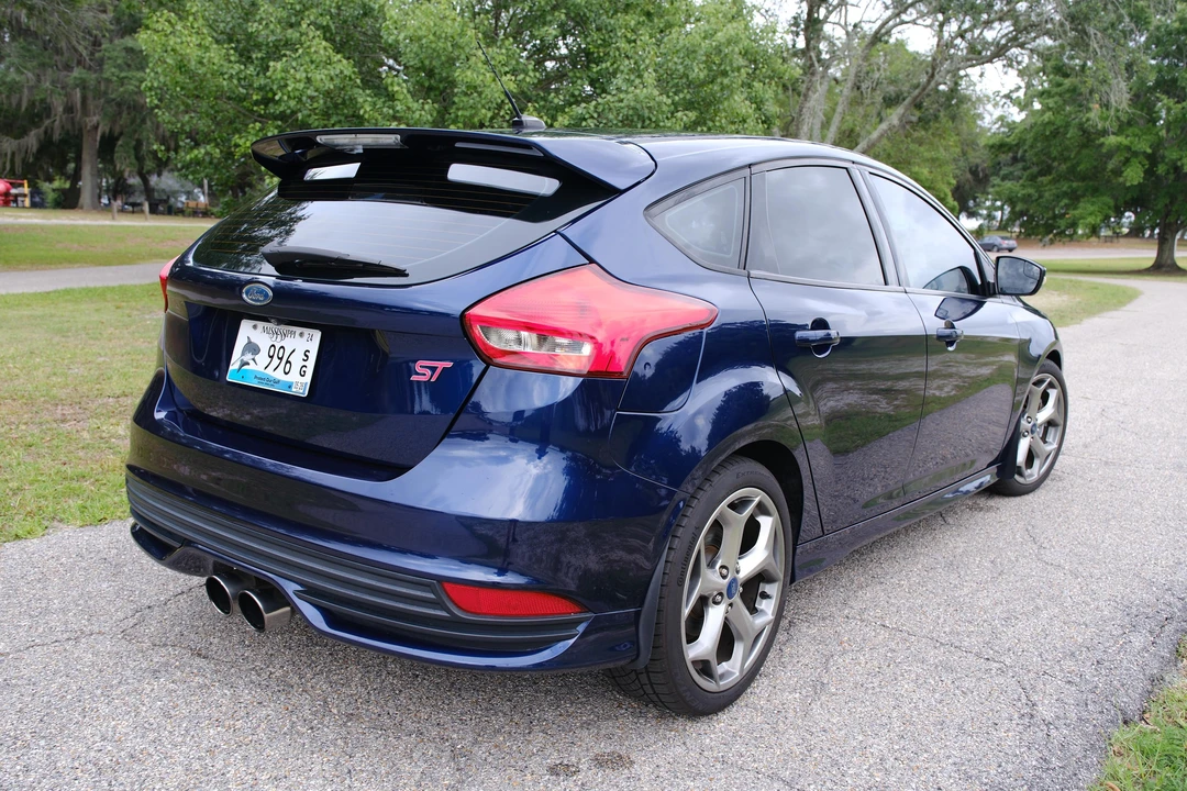 2017 Ford Focus ST 3rd Gen - Image 7 of 31