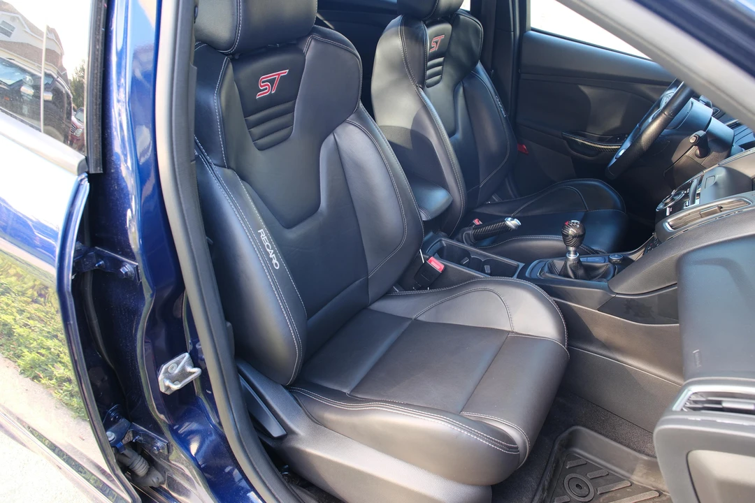 2017 Ford Focus ST 3rd Gen - Image 30 of 31
