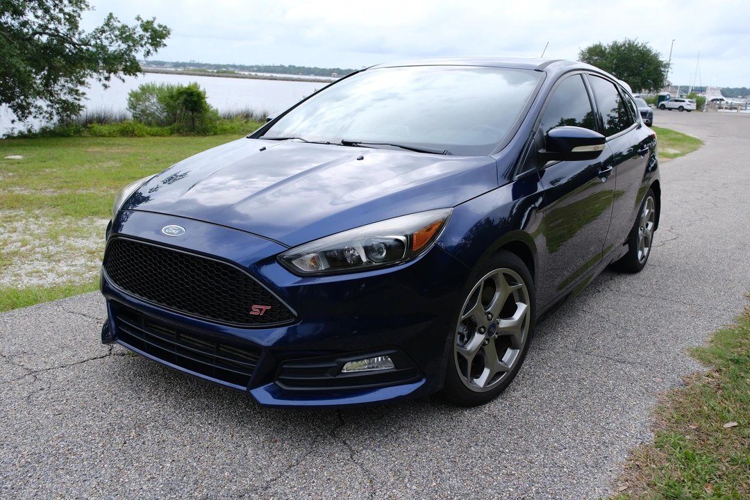 2017 Ford Focus ST 3rd Gen - Image 6 of 31