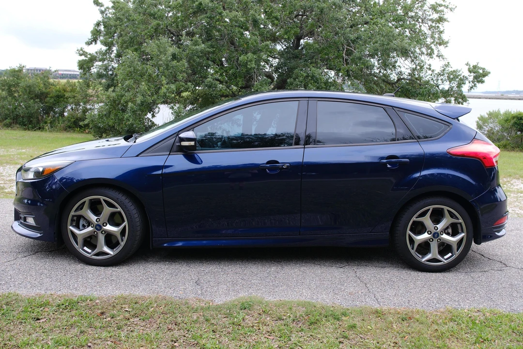 2017 Ford Focus ST 3rd Gen - Image 3 of 31