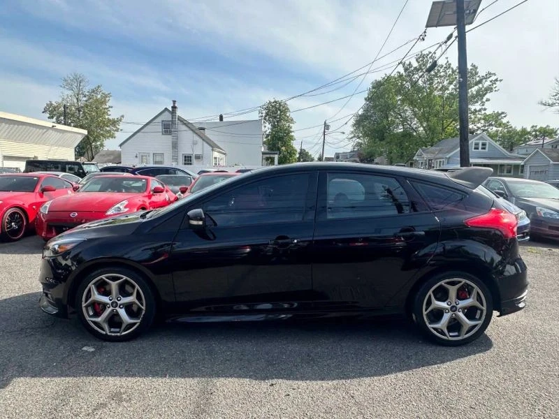 2017 Ford Focus 3rd Gen - Image 4 of 12