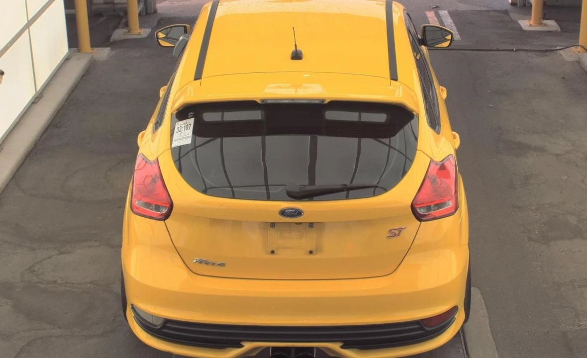 2017 Ford Focus ST 3rd Gen - Image 5 of 14
