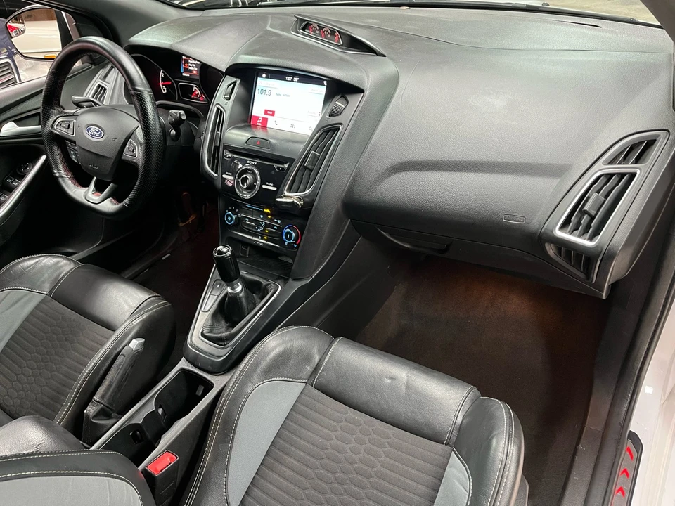 2017 Ford Focus ST 3rd Gen - Image 11 of 21