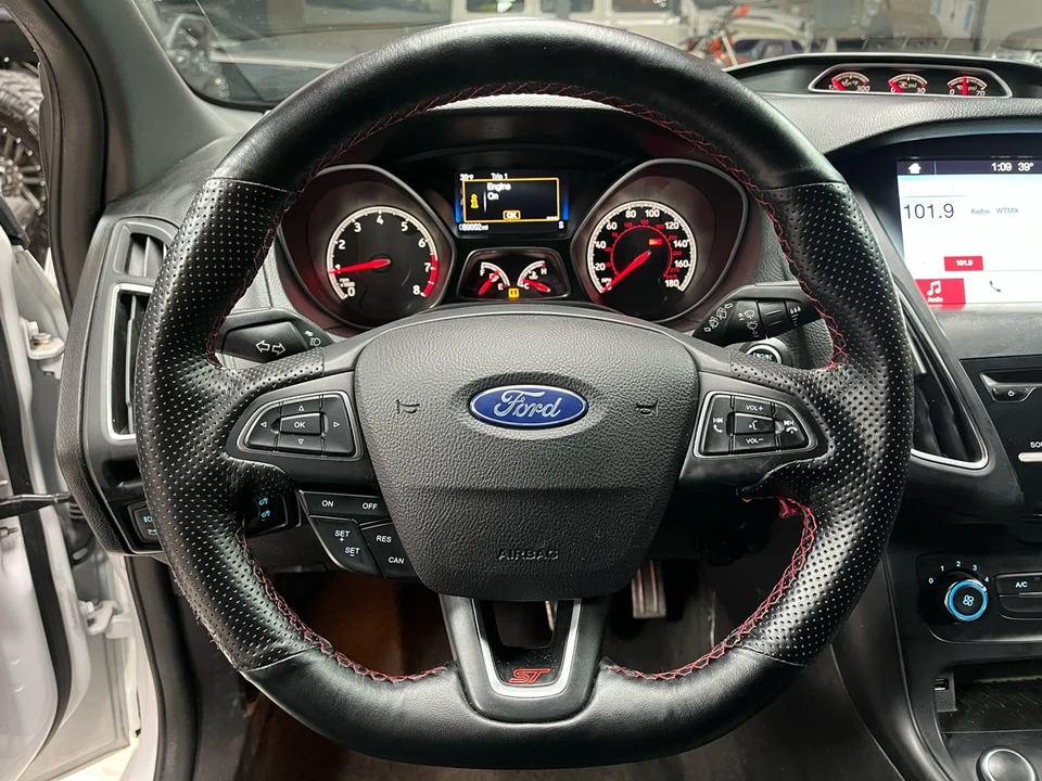2017 Ford Focus ST 3rd Gen - Image 12 of 21