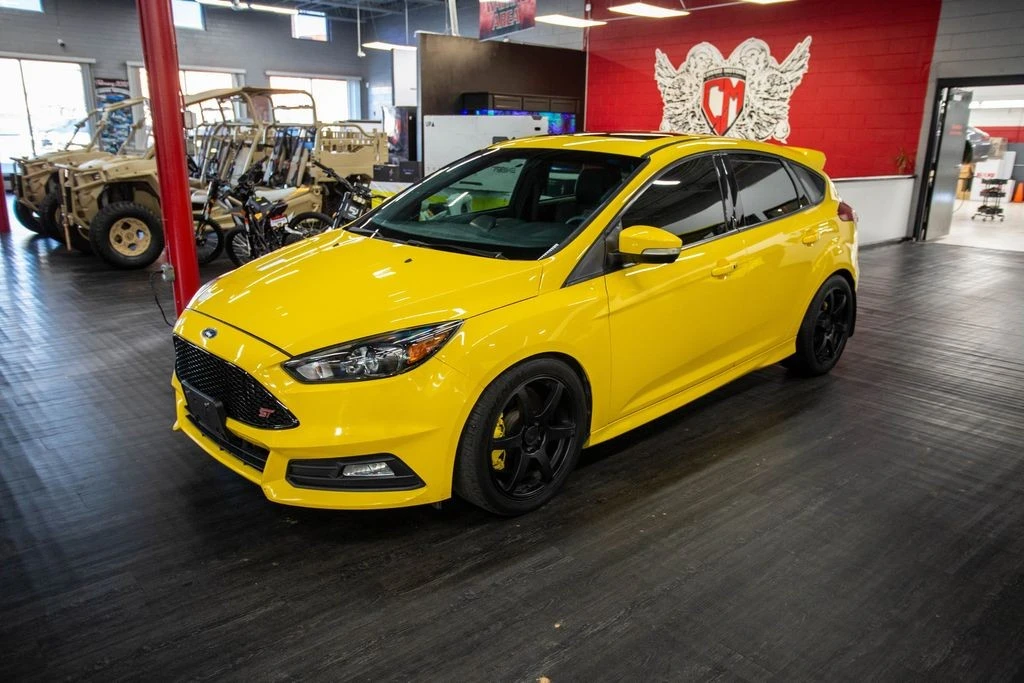 2017 Ford Focus 3rd Gen - Image 2 of 10