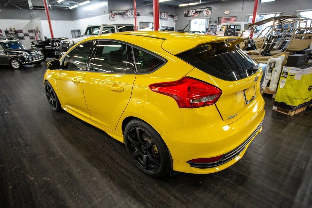 2017 Ford Focus 3rd Gen - Image 3 of 10