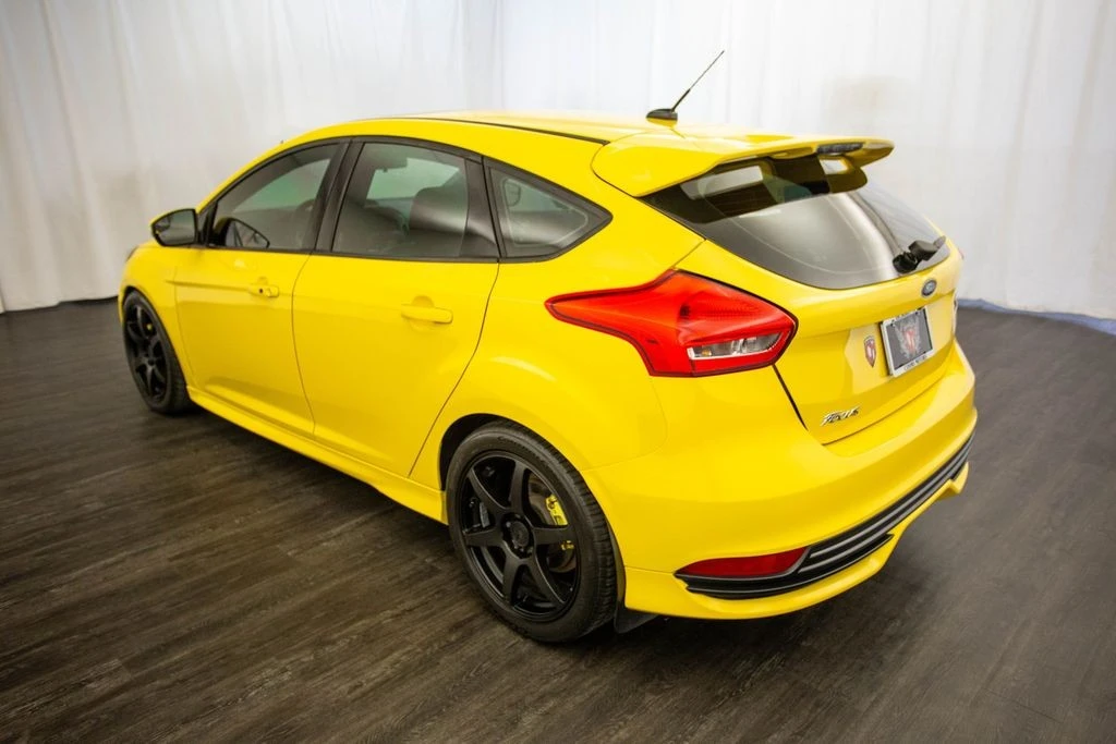 2017 Ford Focus ST 3rd Gen - Image 11 of 12