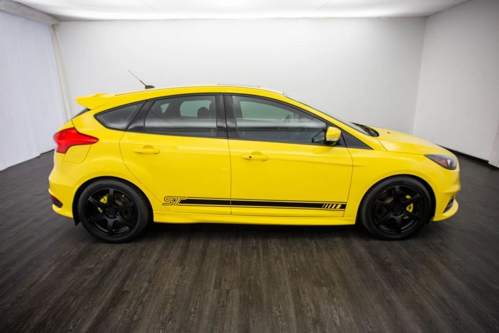 2017 Ford Focus ST 3rd Gen - Image 6 of 12