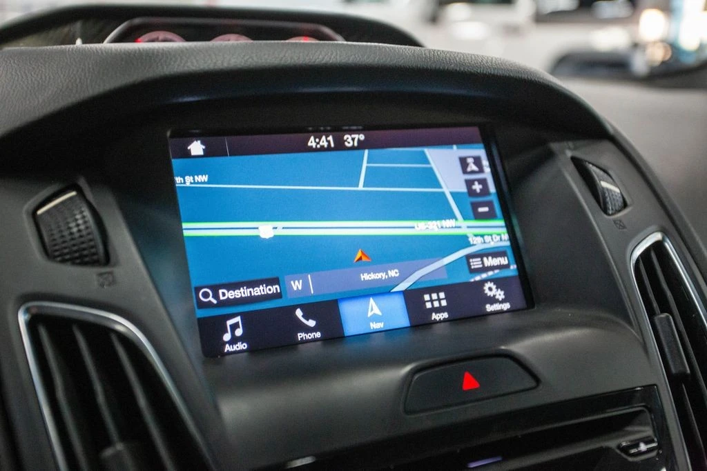 2017 Ford Focus 3rd Gen - Image 9 of 10