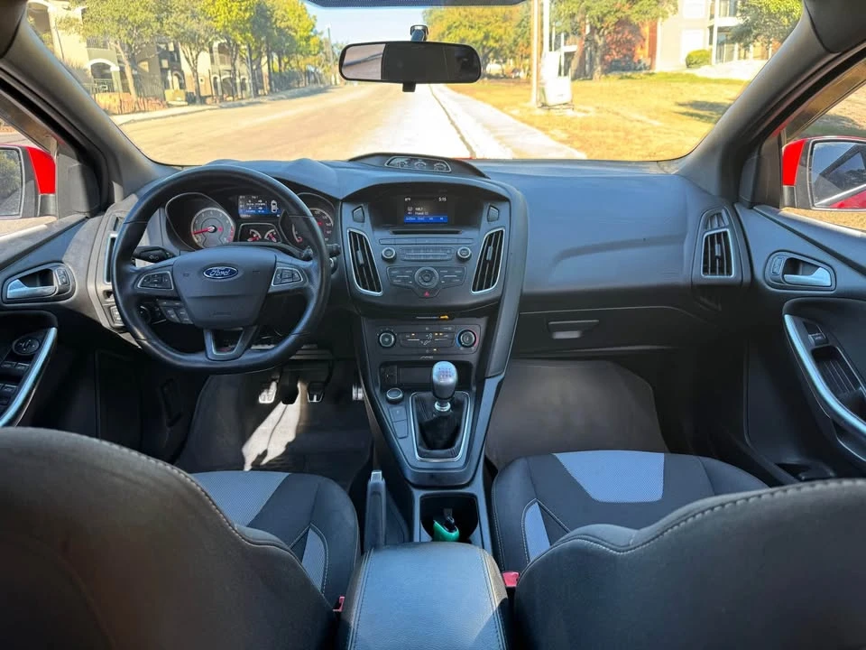 2017 Ford Focus 3rd Gen - Image 15 of 20