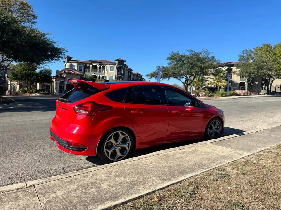 2017 Ford Focus 3rd Gen - Image 9 of 20