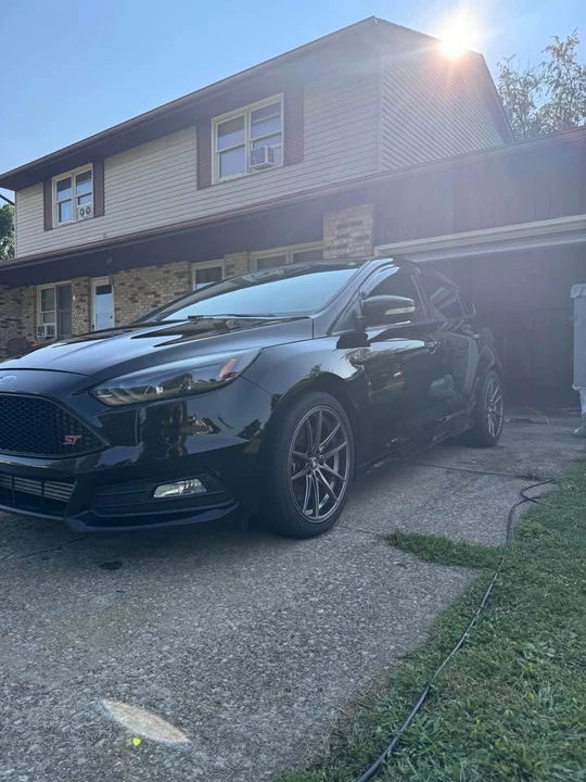 2017 Ford Focus ST 3rd Gen - Image 2 of 20