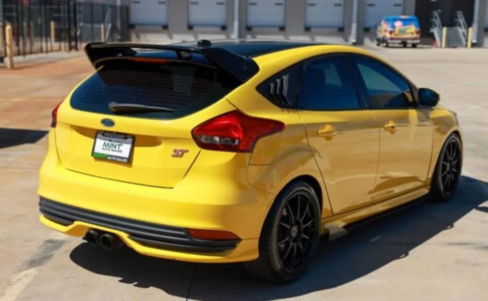 2017 Ford Focus ST 3rd Gen - Image 6 of 7