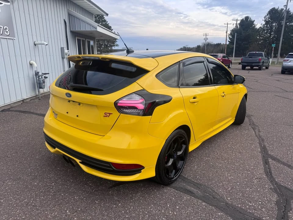 2017 Ford Focus ST 3rd Gen - Image 4 of 14