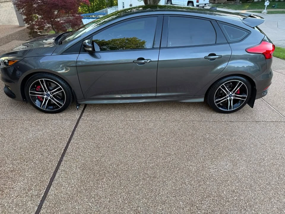 2017 Ford Focus ST 3rd Gen - Image 2 of 7
