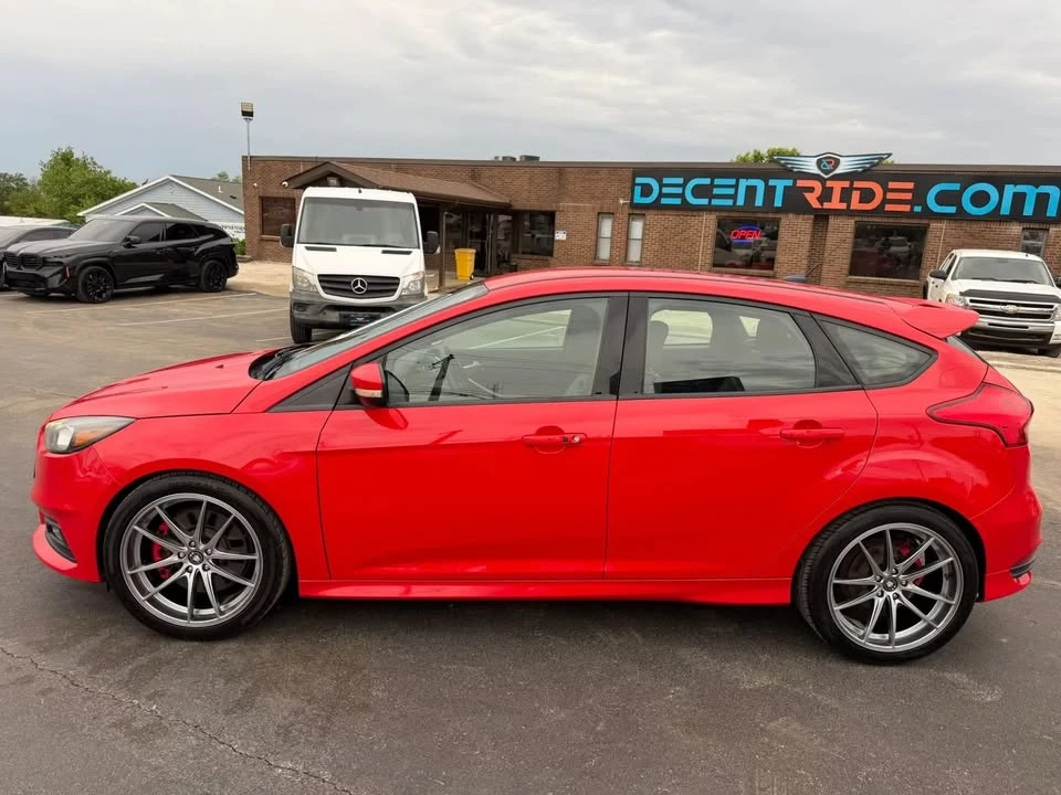 2017 Ford Focus ST 3rd Gen - Image 6 of 20