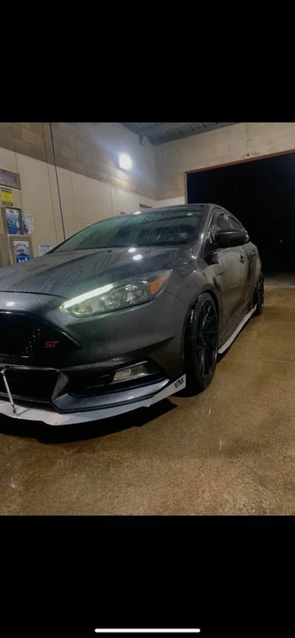 2017 Ford Focus ST 3rd Gen - Image 2 of 7