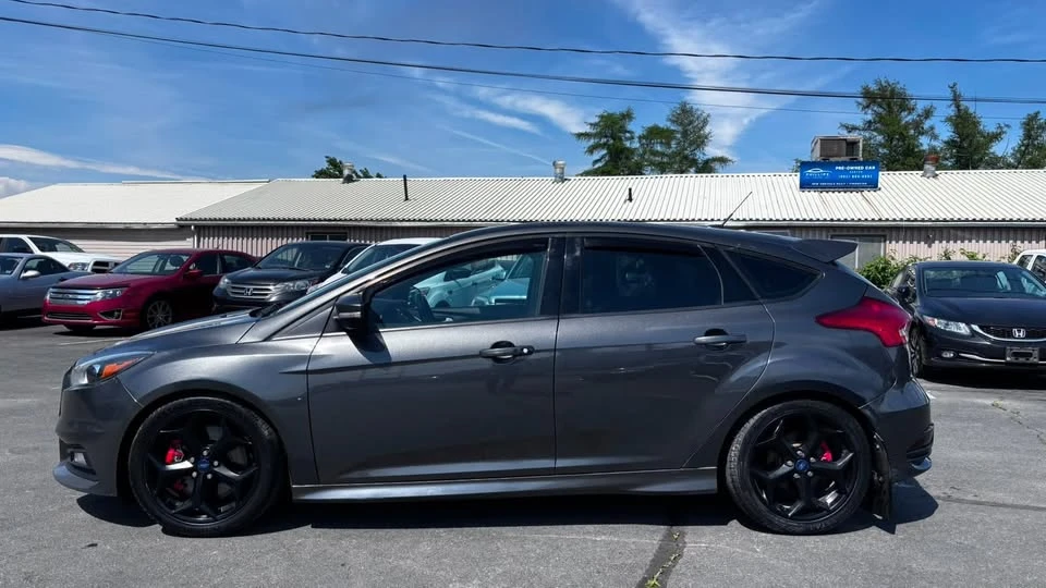 2017 Ford Focus ST 3rd Gen - Image 7 of 21
