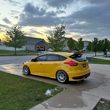 2017 Ford Focus ST ST1
