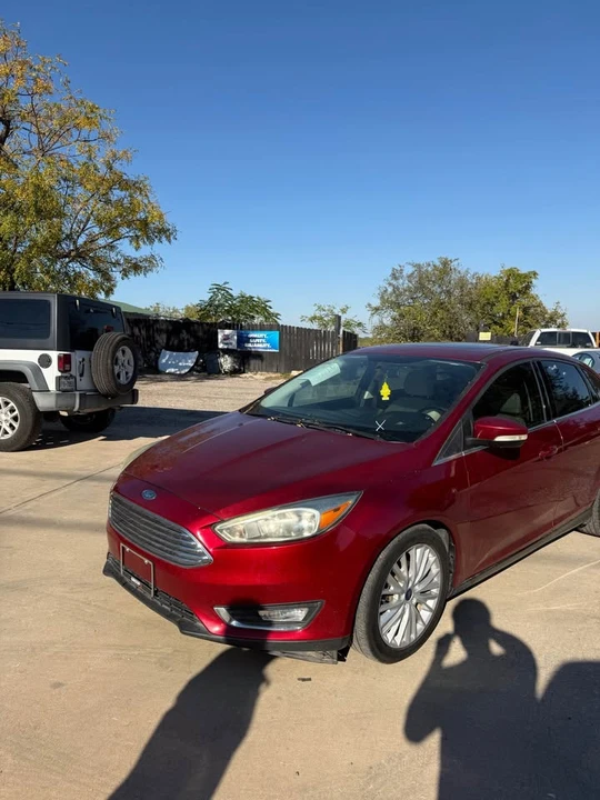 2017 Ford Focus 3rd Gen - Image 2 of 8