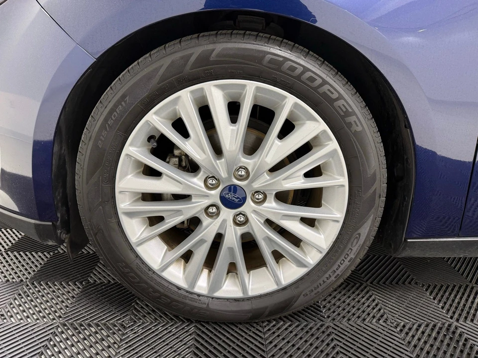 2017 Ford Focus 3rd Gen - Image 9 of 21