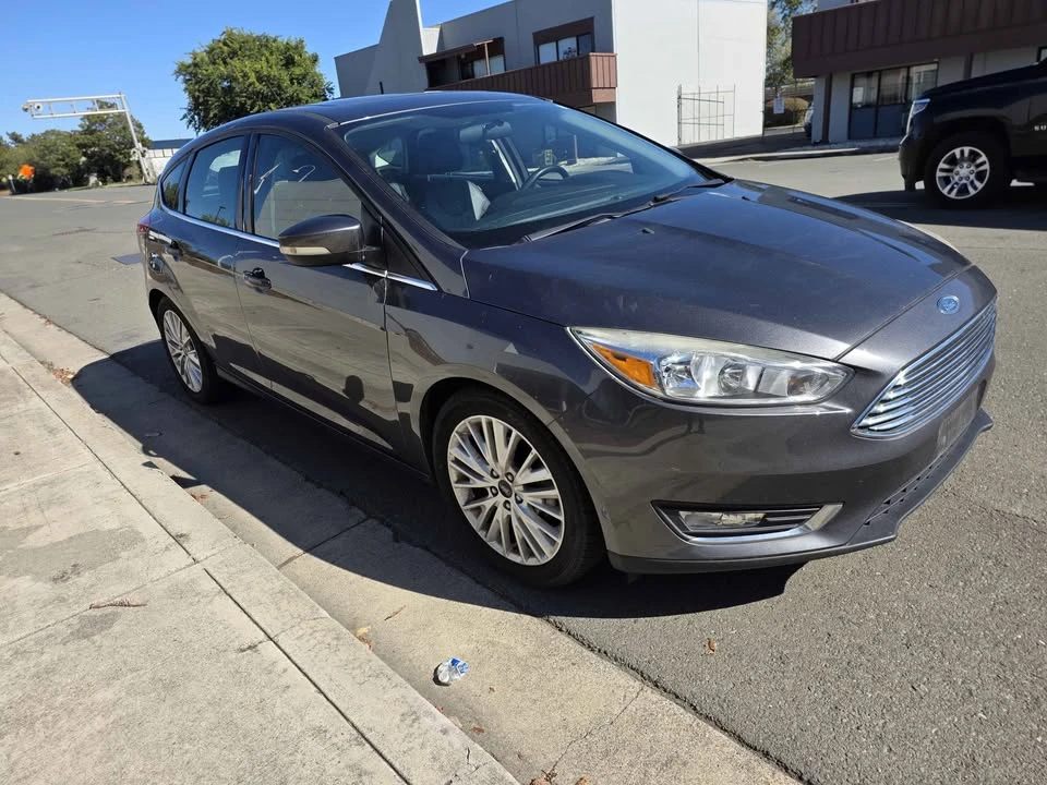 2017 Ford Focus 3rd Gen - Image 4 of 13
