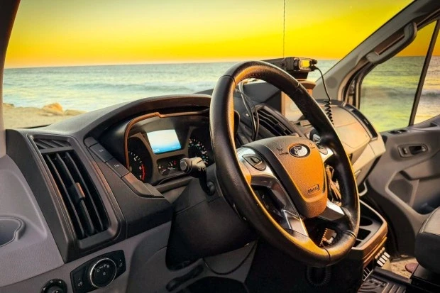 2017 Ford Transit - Image 5 of 10