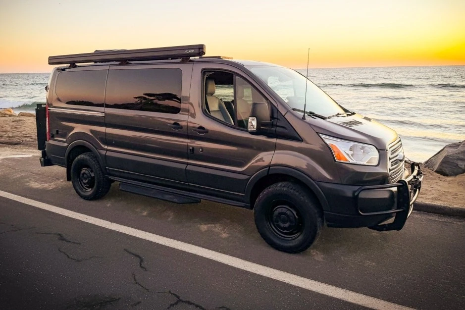 2017 Ford Transit - Image 1 of 10