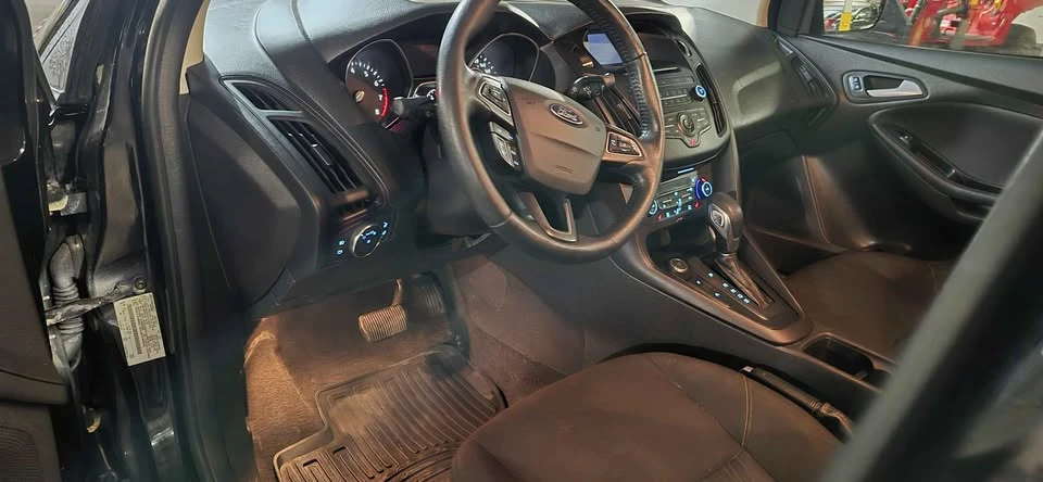 2017 Ford Focus 3rd Gen - Image 6 of 8