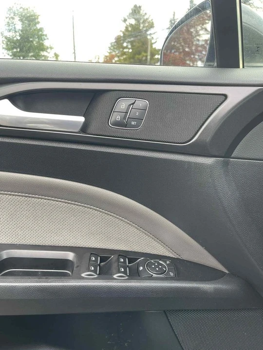 2017 Ford Fusion 2nd Gen - Image 12 of 13