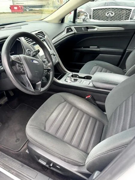 2017 Ford Fusion 2nd Gen - Image 9 of 12
