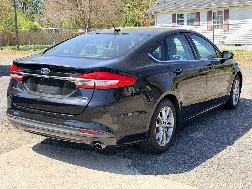 2017 Ford Fusion 2nd Gen - Image 5 of 17