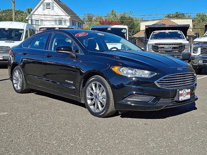 2017 Ford Fusion 2nd Gen - Image 2 of 12