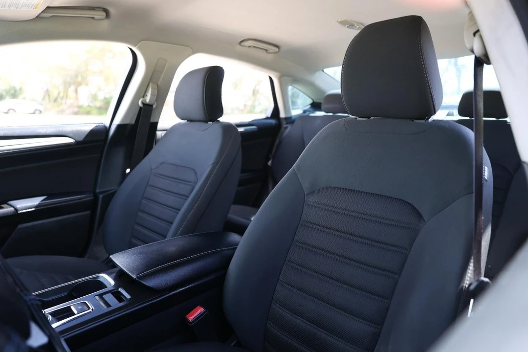 2017 Ford Fusion 2nd Gen - Image 6 of 12