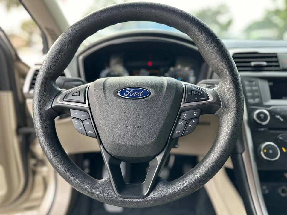 2017 Ford Fusion 2nd Gen - Image 18 of 21